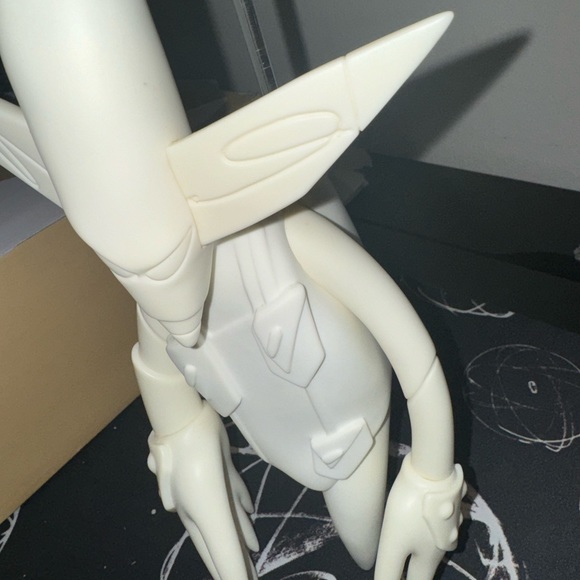 Futura Labratories FL-001 Pointman Vinyl Figure Edition/300 - Picture 2 of 5